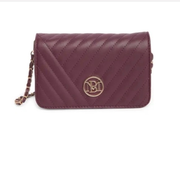 Badgley Mischka Handbags - Badgley mischka wine 🍷 purse nwt tags